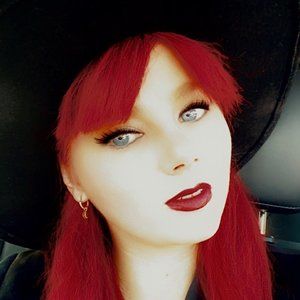 Meet your Posher, Bree